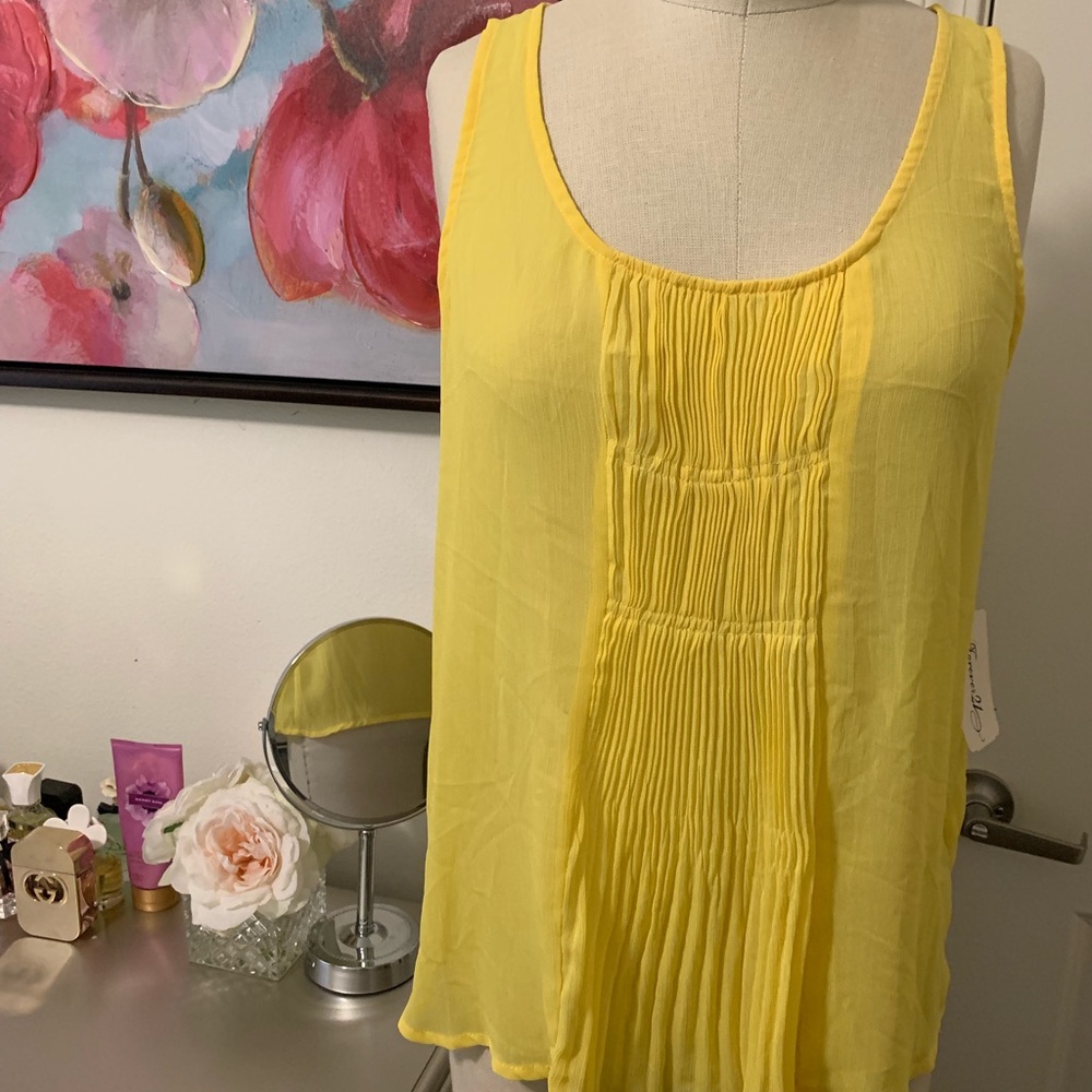 Women’s Top (Brand New)